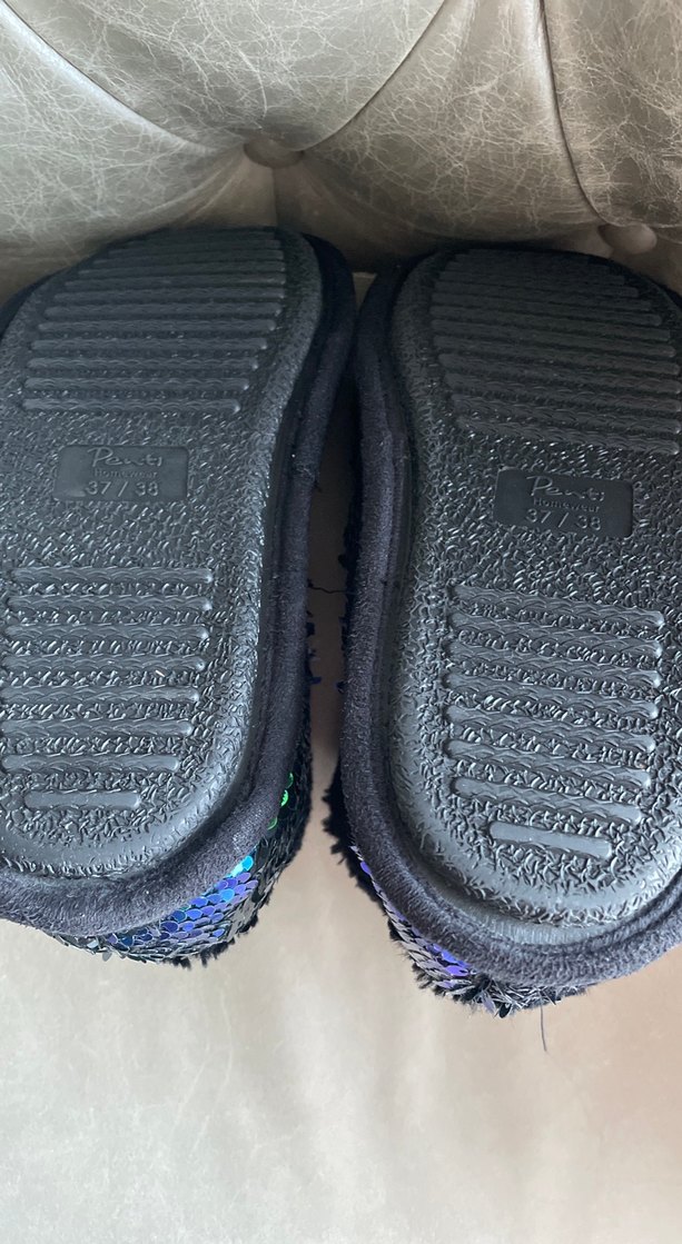 Kız Çocuk Parlak Pul Detaylı Sıcak Ev Terliği - Görsel 5