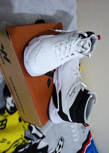 Beyaz Erkek Spor Ayakkabı Stiletto Topuklu - Görsel 4