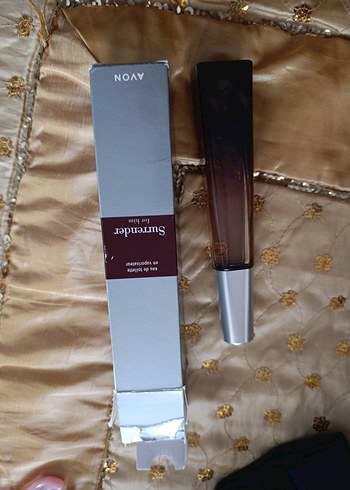 Avon Surender Erkek Parfümü 50 ml - Görsel 2