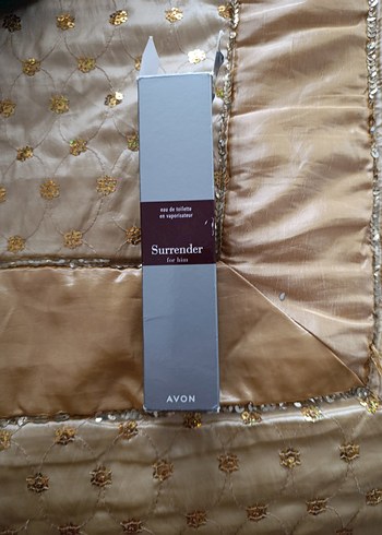 Avon Surender Erkek Parfümü 50 ml - Görsel 4
