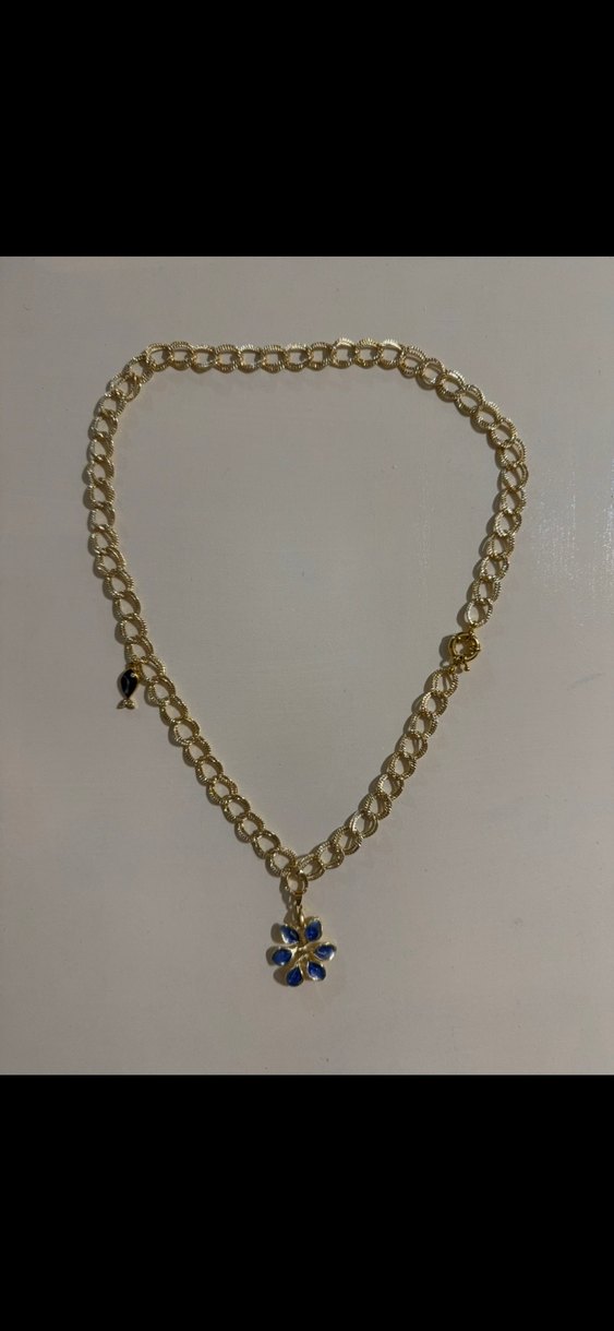 Mavi Çiçekli Zincir Detaylı Altın Rengi Kolye - Görsel 2