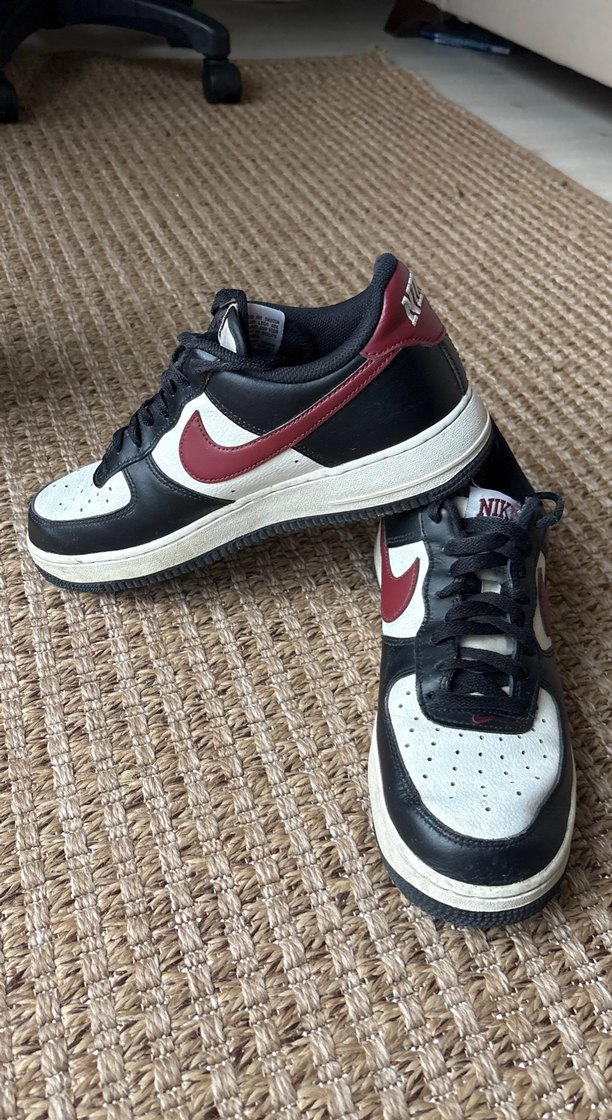 Nike Air Force Beyaz Siyah Bordo Spor Ayakkabı - Görsel 2