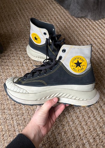 Sarı Detaylı Converse Kadın Dolgu Topuk Spor Ayakkabı - Görsel 3