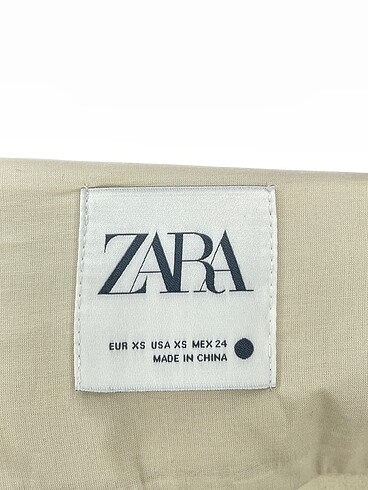 xs Beden ten rengi Renk Zara Trenchcoat %70 İndirimli.