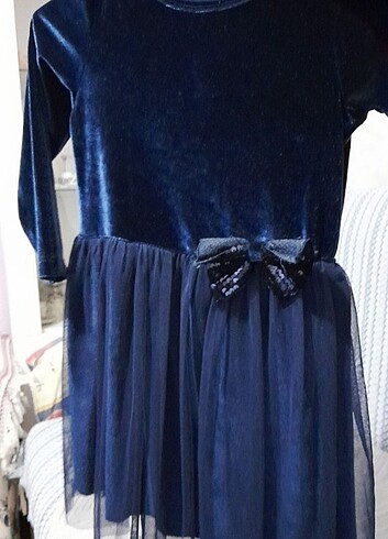 H&M Lacivert kadife 4 5 yas