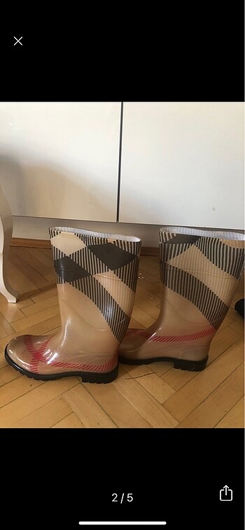 Burberry Burberry Rain Bot Sıfır Ürün