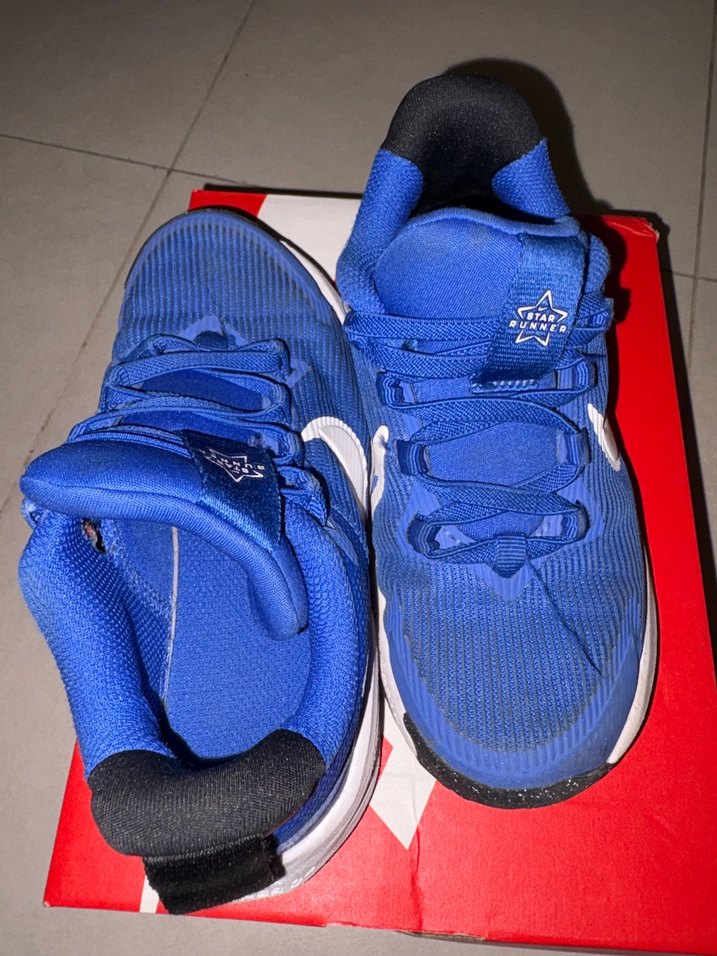 Nike Erkek Çocuk Ayakkabısı 28.5 Numara - Görsel 2