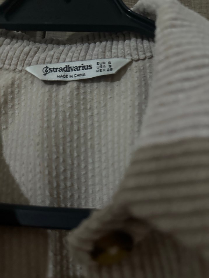 Düğmeli Bej Keten Gömlek - Görsel 2