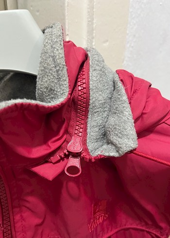 Kırmızı Kapüşonlu Fermuarlı Kadın Ceket/Yağmurluk - Görsel 6