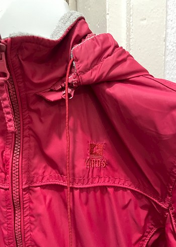 Kırmızı Kapüşonlu Fermuarlı Kadın Ceket/Yağmurluk - Görsel 2