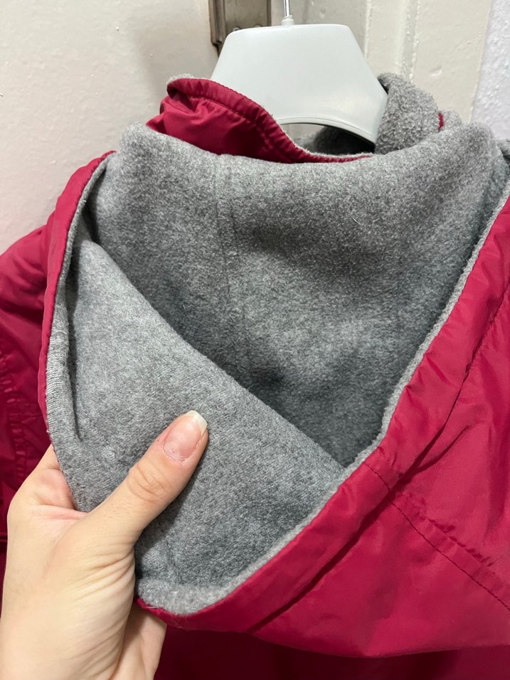 Kırmızı Kapüşonlu Fermuarlı Kadın Ceket/Yağmurluk - Görsel 5