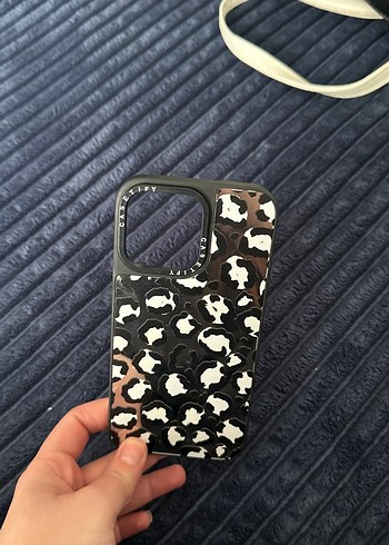 Siyah Kürklü Leopar Desenli Telefon Kılıfı 14 Pro max - Görsel 2