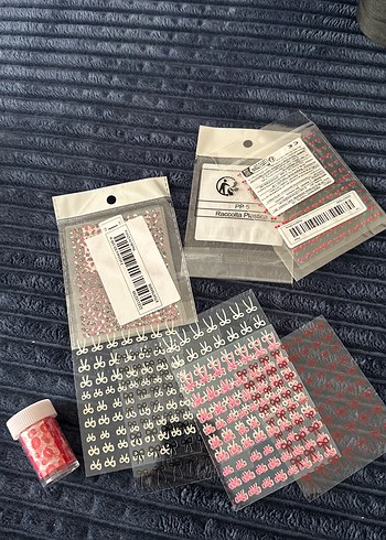 Kırmızı ve Gri Tırnak Süslemeleri - Görsel 2