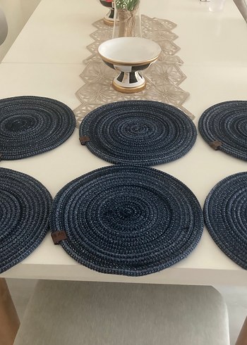 Koyu Mavi Nakışlı Bohem Masa Altlığı supla