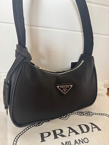  Beden prada re edition