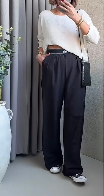 alo yoga pantolon