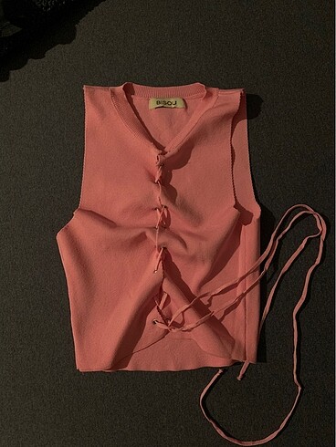 Pembe Bağlamalı Crop