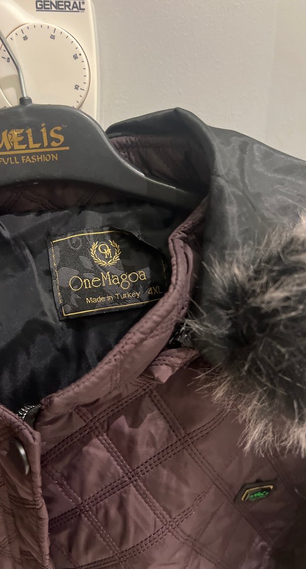 Bordo Kapitone Uzun Kadın Mont - Görsel 3