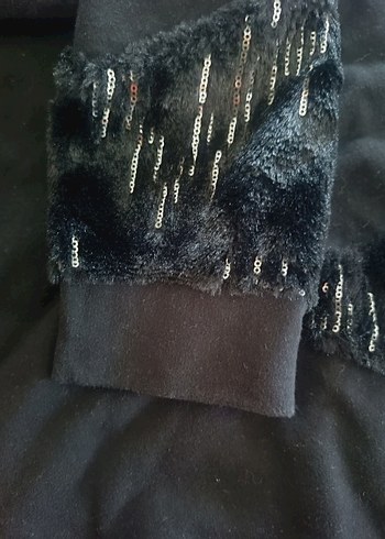 Diğer Payetve kürk Detaylı Siyah Sweatshirt