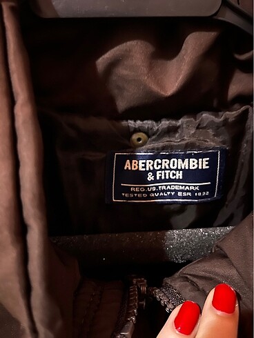 Abercrombie & Fitch Şişme mont
