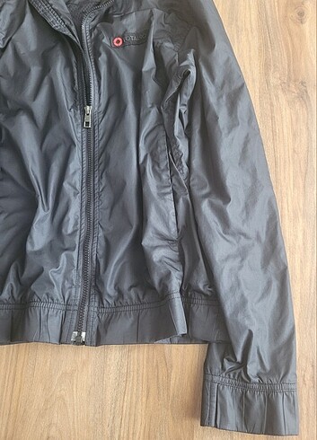 Mont nike