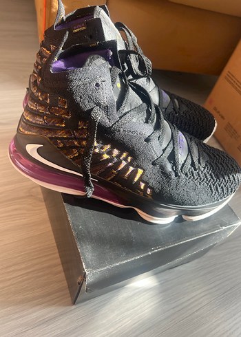 Nike Lebron Basketbol Ayakkabısı - Görsel 2