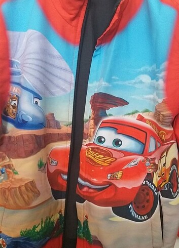 Cars Lisanslı erkek çocuk mevsimlik ceket