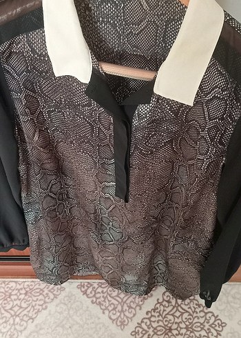 Dantel Detaylı Yılan Desenli Gömlek - Görsel 2