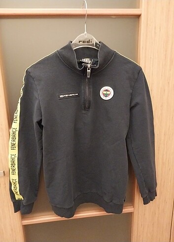 11-12 Yaş Beden Fenerbahçe erkek çocuk sweat shirt