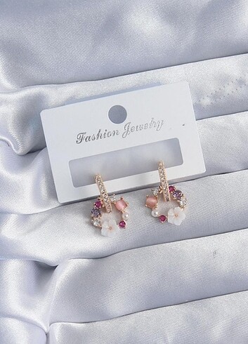 Accessorize çiçekli küpe