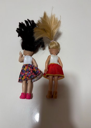 Renkli Elbiseli İki Bebek Oyuncak - Görsel 2