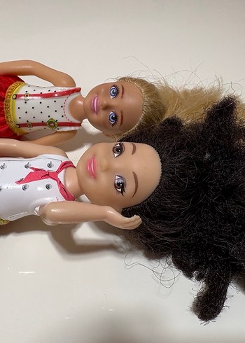 Renkli Elbiseli İki Bebek Oyuncak - Görsel 3