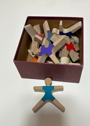 Renkli Ahşap İnsan Figürleri Oyuncak - Görsel 3