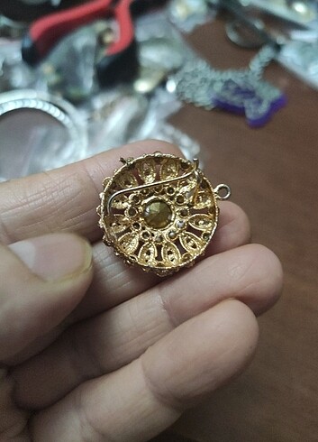 Accessorize Kehribar Rengi Taşlı Broş