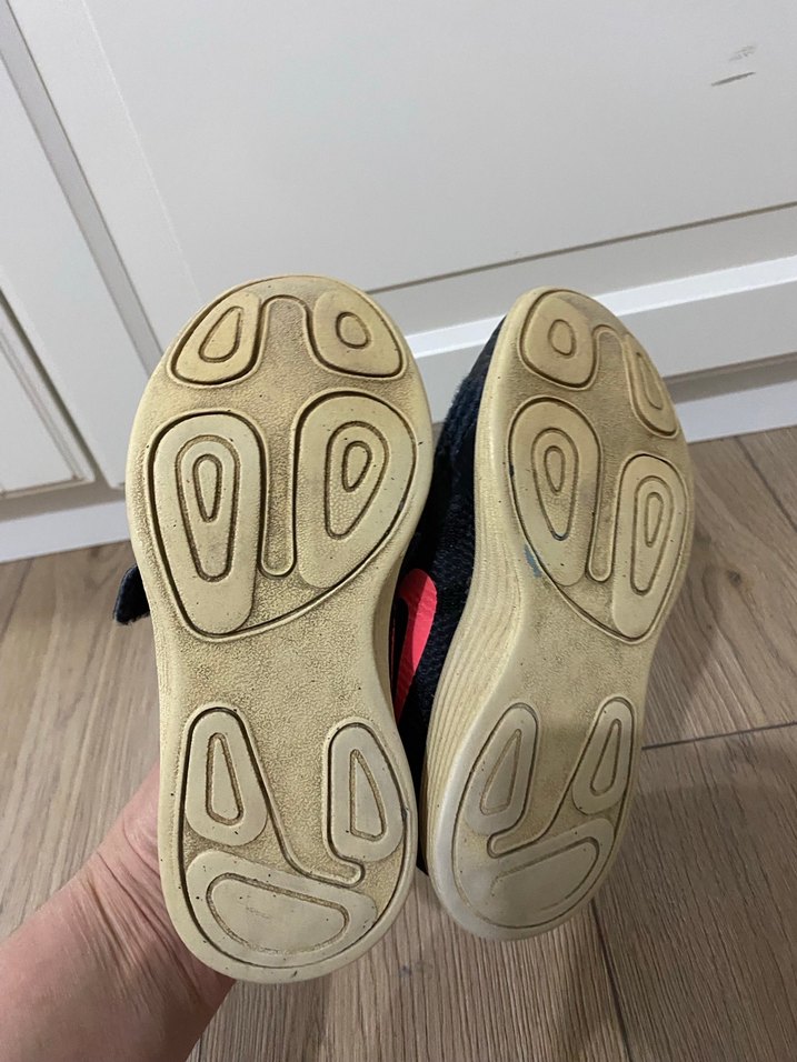 Kız Çocuk Nike Spor Ayakkabı - Görsel 3