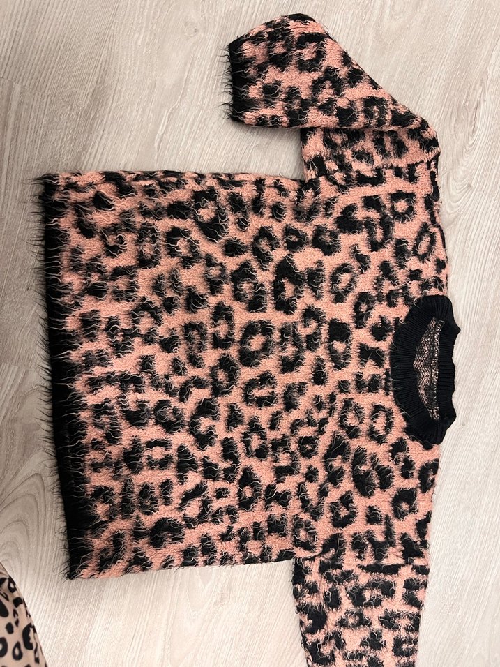 Kahverengi Leopar Desenli Tüylü Triko Kazak - Görsel 3