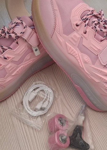 Led Işıklı Patenli Spor Ayakkabı 39 Numara - Görsel 5