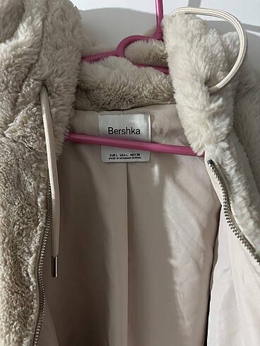 l Beden Bershka kapüşonlu kürk