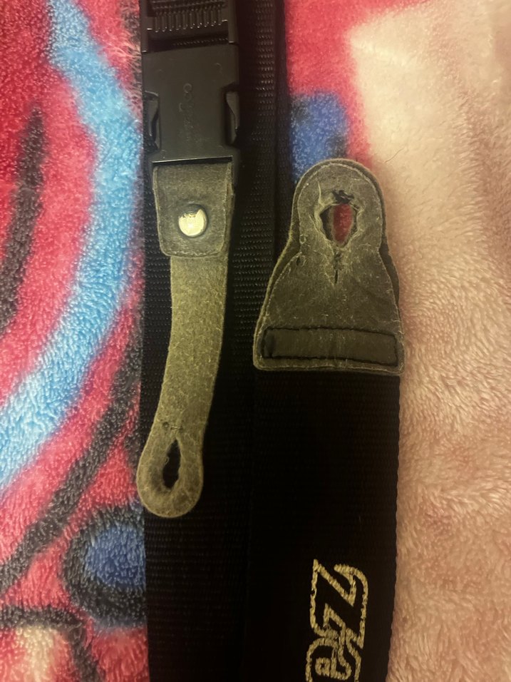 Ibanez Siyah Gitar Askısı - Görsel 2