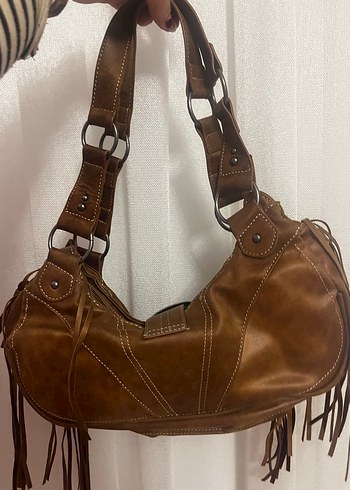 Bershka Kahverengi Deri İşlemeli Çanta - Görsel 3