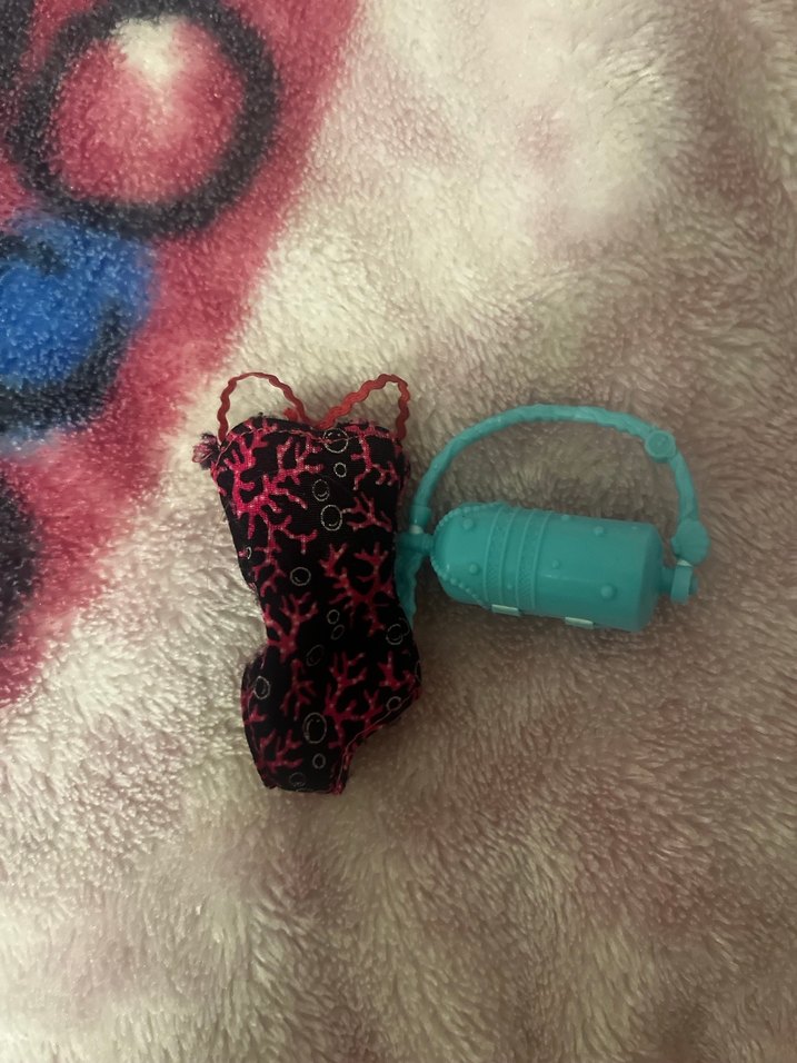 Monster high lagoona mayo ve çanta - Görsel 2