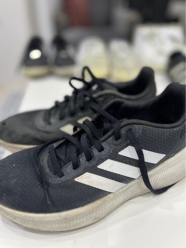 Adidas AYAKKABI
