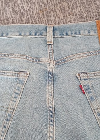 Levis Acik Mavi Denim Jean