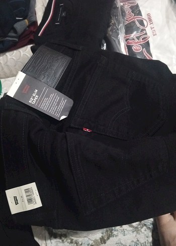 Levis Siyah Denim Jean