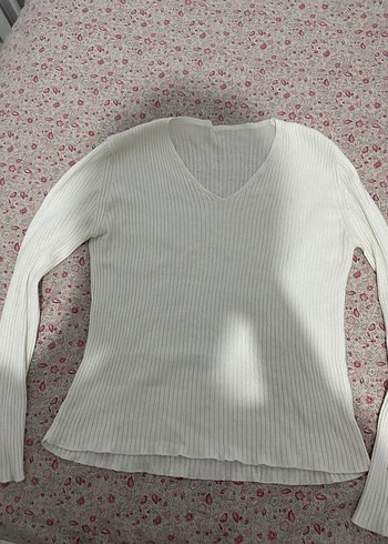 Beyaz V Yaka Uzun Kollu Triko Kazak - Görsel 2