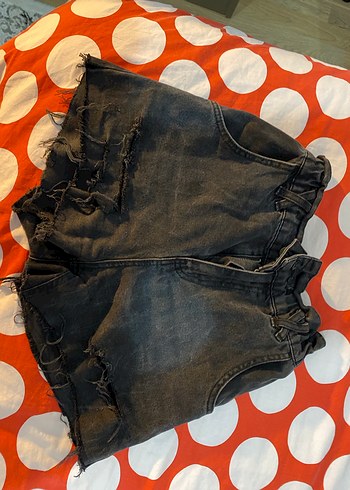 Siyah Bağcıklı Bol Kesim Mini Denim Şort - Görsel 2