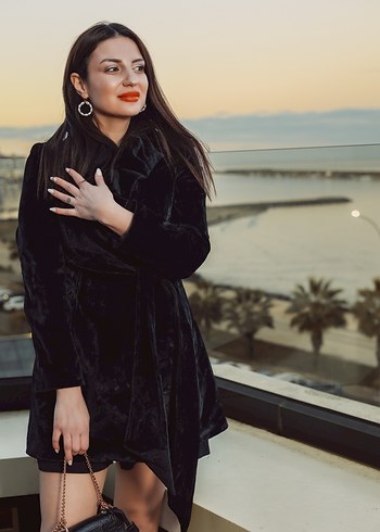 Kürklü Siyah Süet Mini Kadın Kaban - Görsel 4