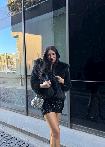 Sokak Stili Siyah Kürk - Görsel 3