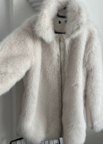 Beyaz Kürk Detaylı Midi Boy Kadın Mont - Görsel 3