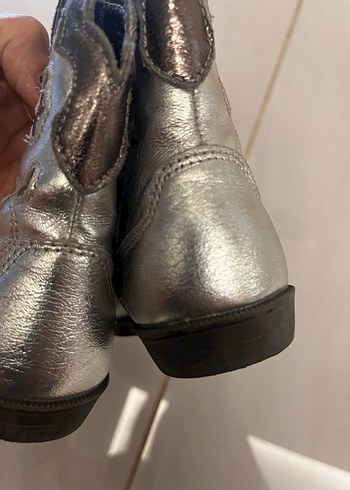 Zara Kız Çocuk Deri Tokalı Kovboy Botu - Görsel 4